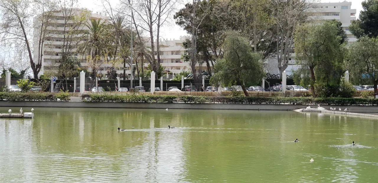 בנאלמדנה Apartamentos Holidays Benalbeach דירה