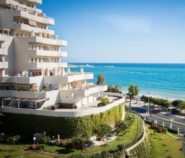 דירה בנאלמדנה Apartamentos Holidays Benalbeach