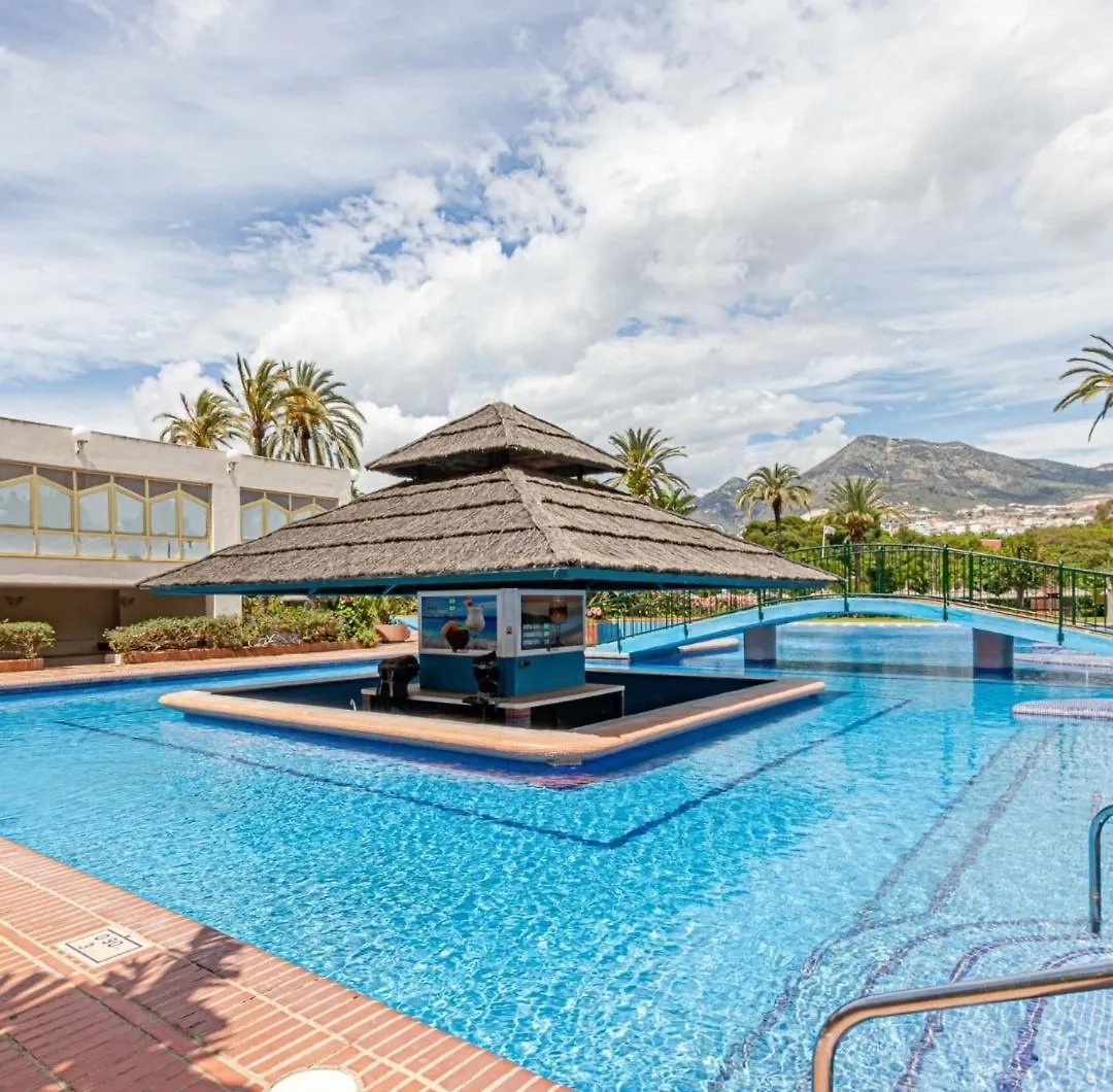 בנאלמדנה Apartamentos Holidays Benalbeach