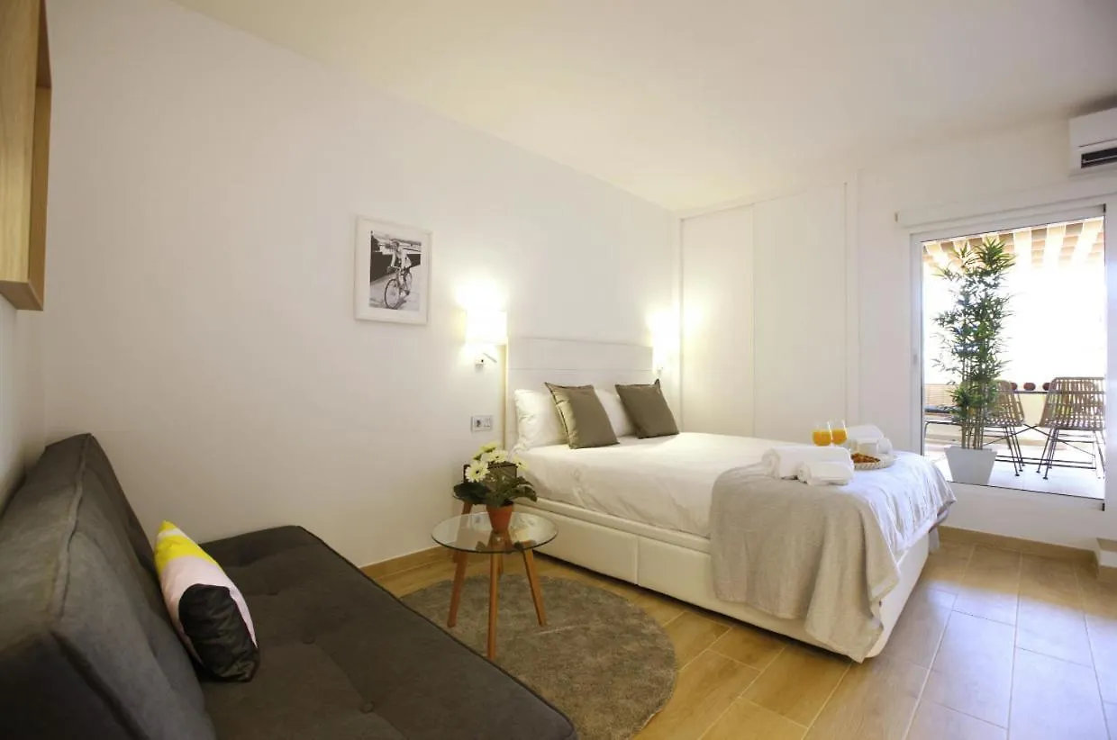 דירה בנאלמדנה Apartamentos Holidays Benalbeach ספרד